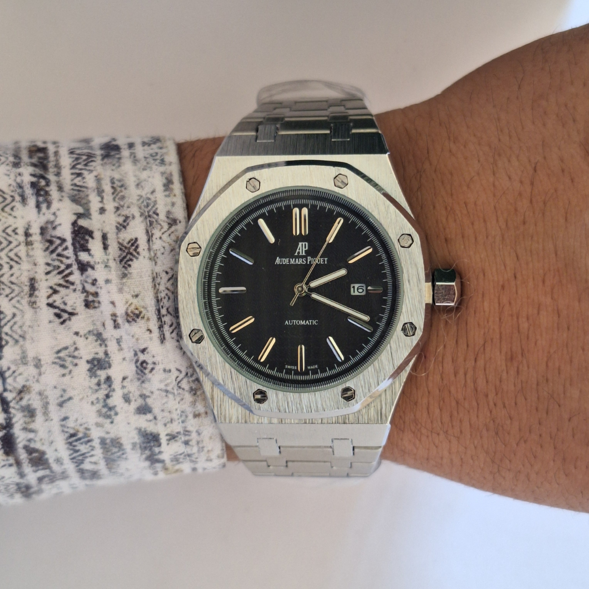 Audemars Piguet Royal Oak metal