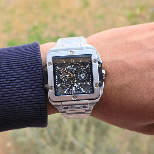 Hublot metal square