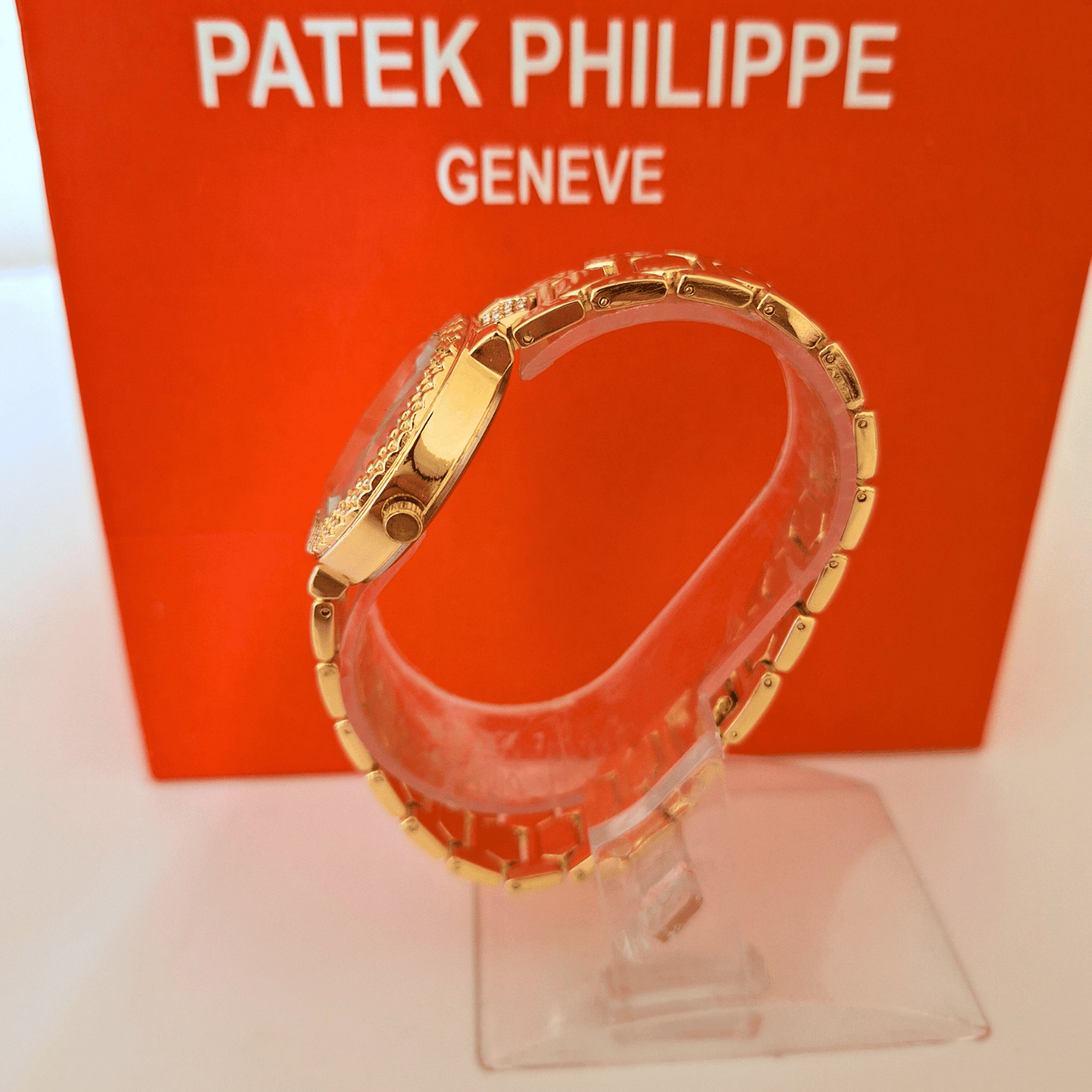 Ainsial Patek 2