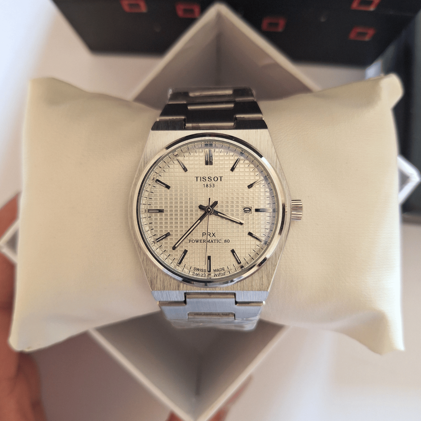 Tissot PRX ظهر شفاف