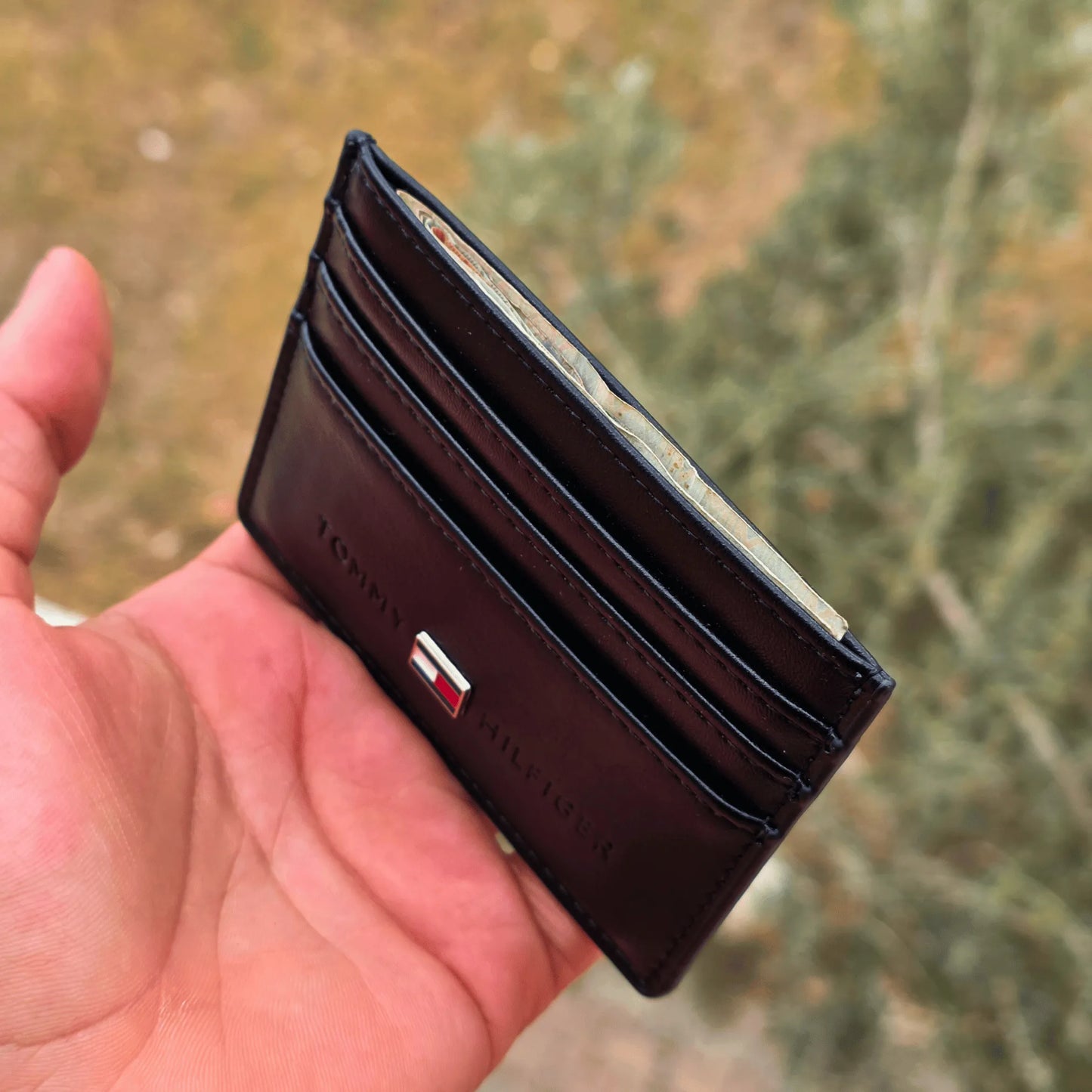 Tommy black card holder
