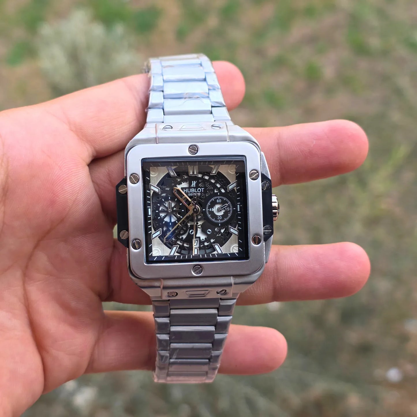 Hublot metal square
