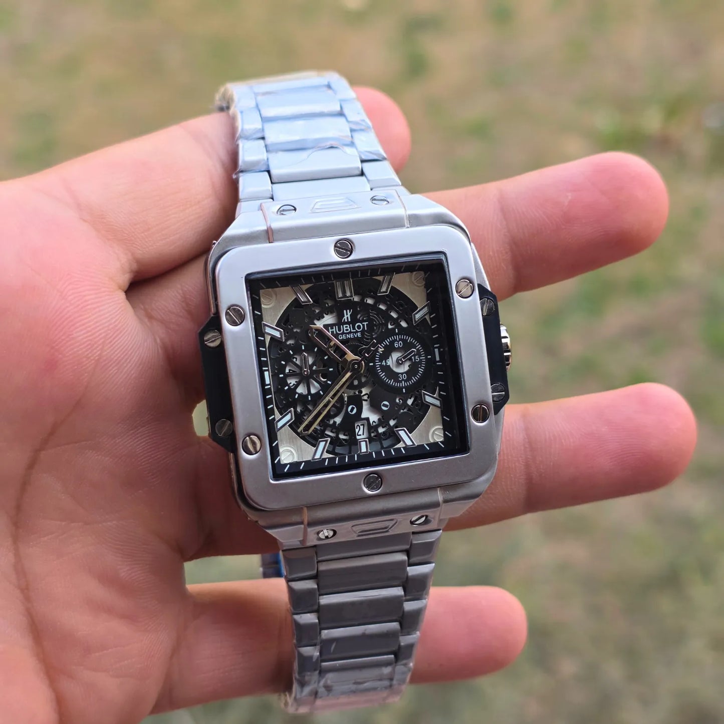 Hublot metal square