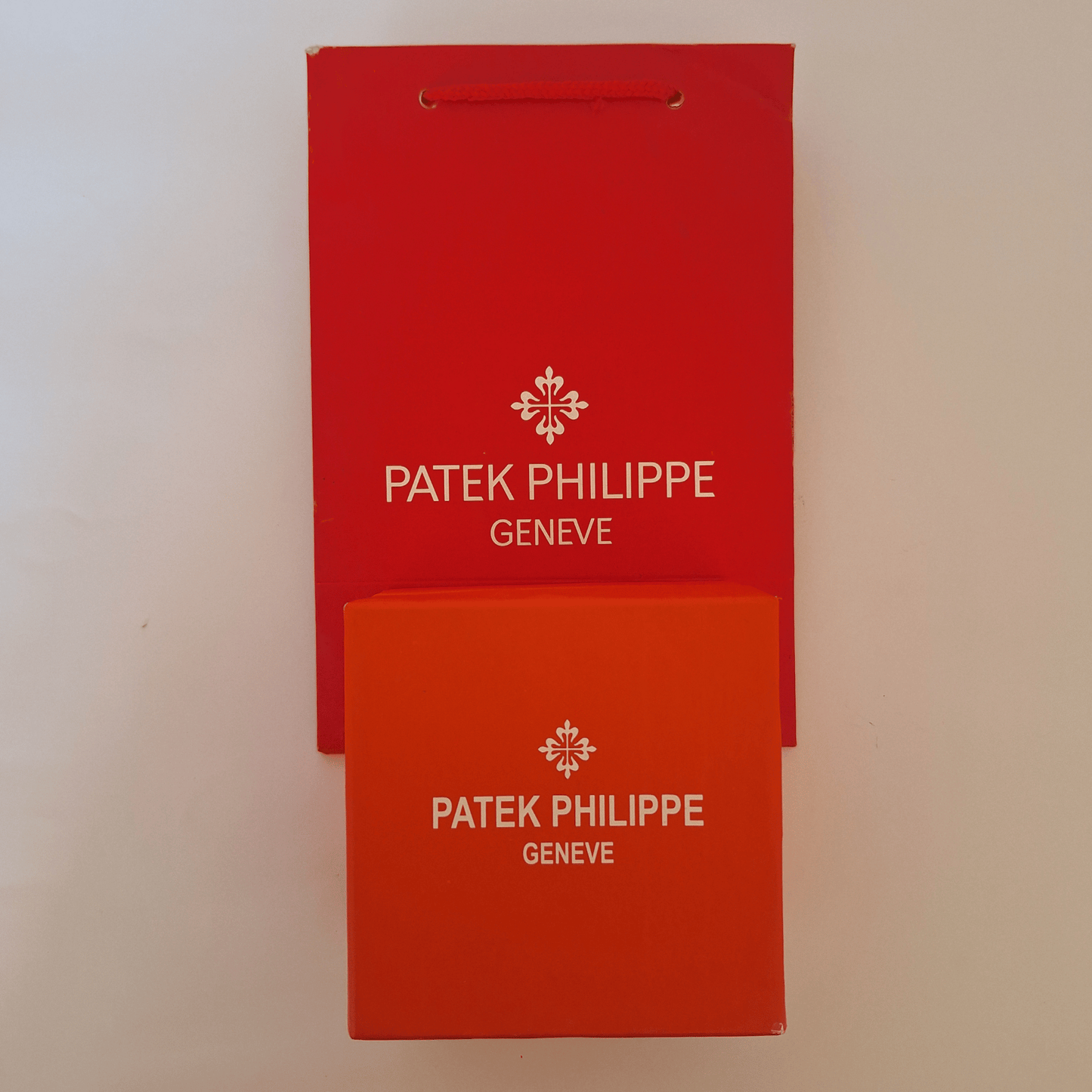 Patek Philippe ظهر شفاف