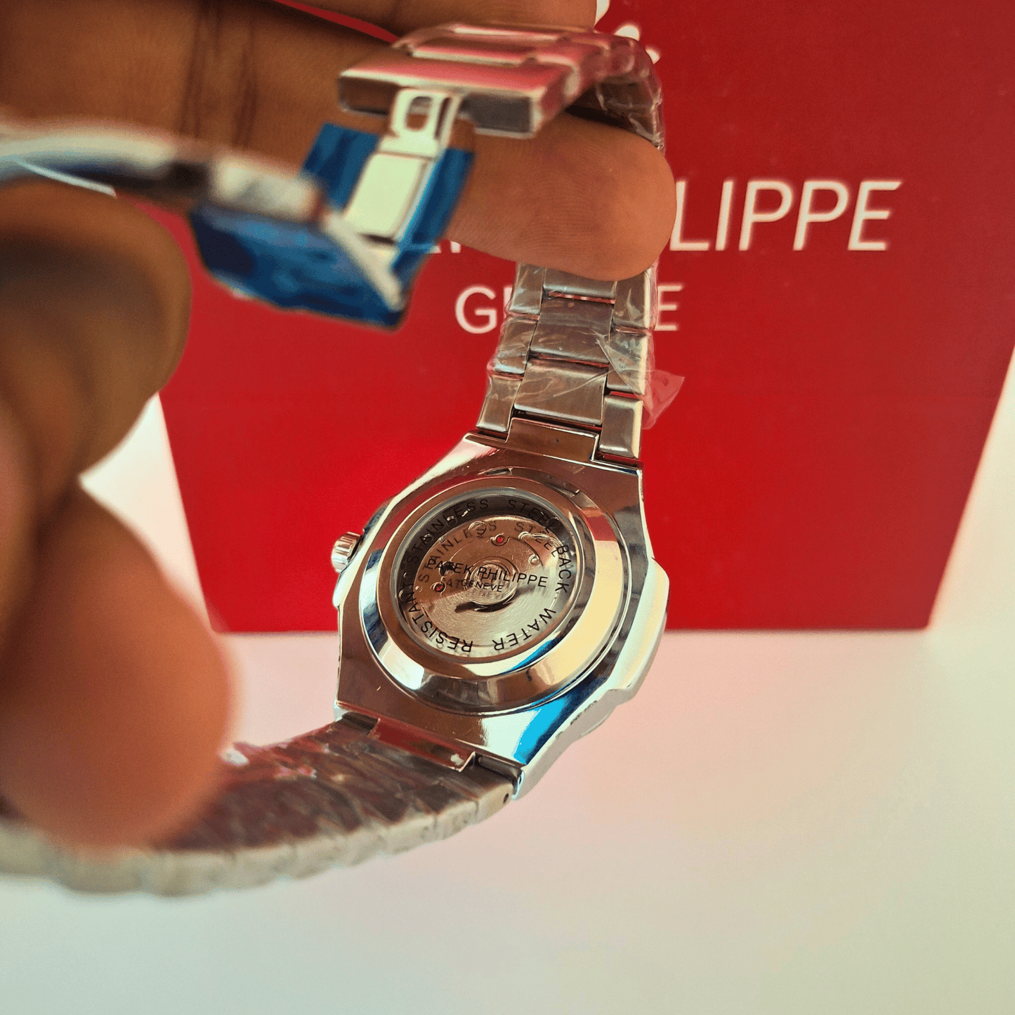 Patek Philippe ظهر شفاف