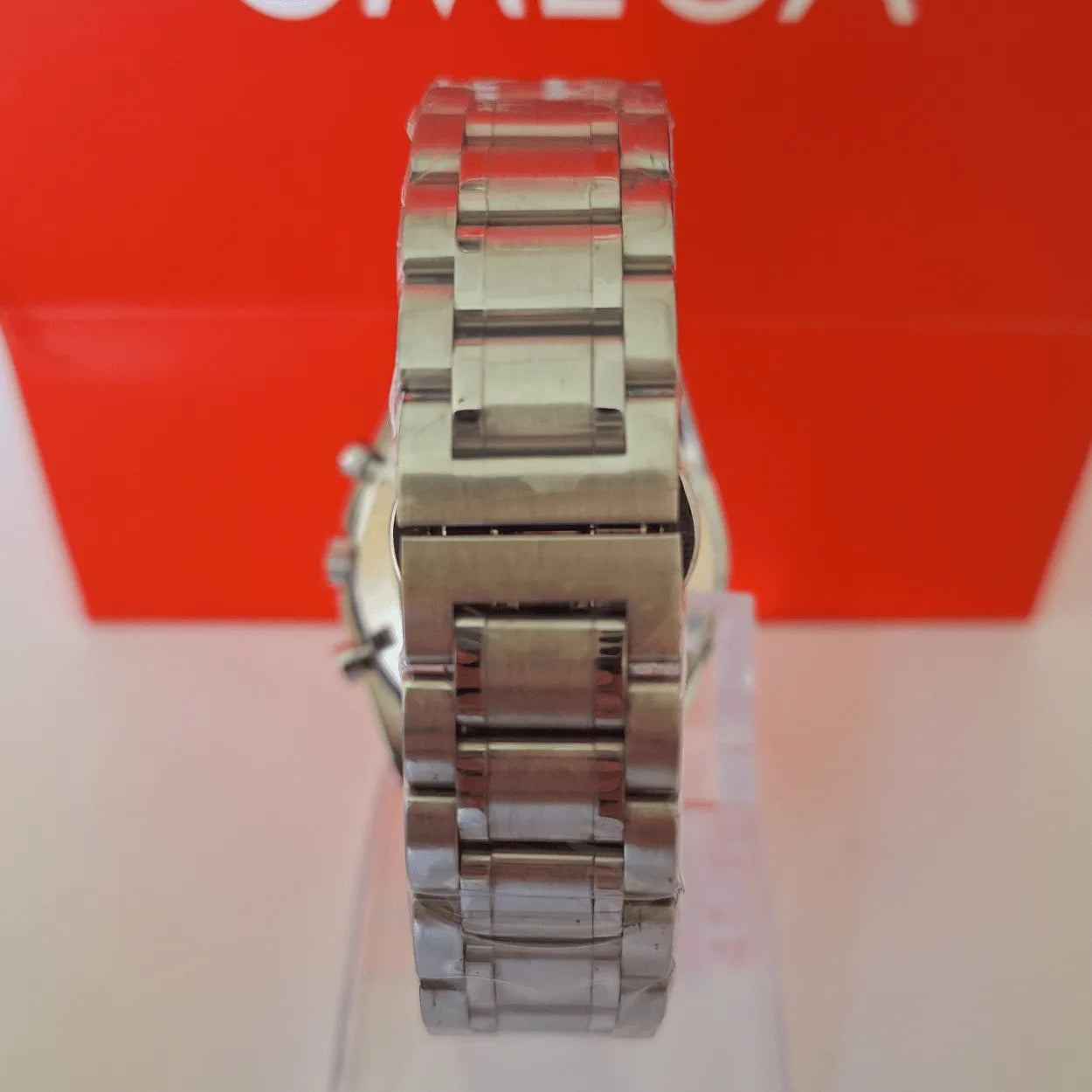 Omega Speedmaster Metal