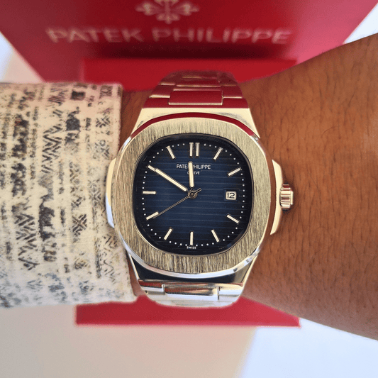 Patek Philippe ظهر شفاف
